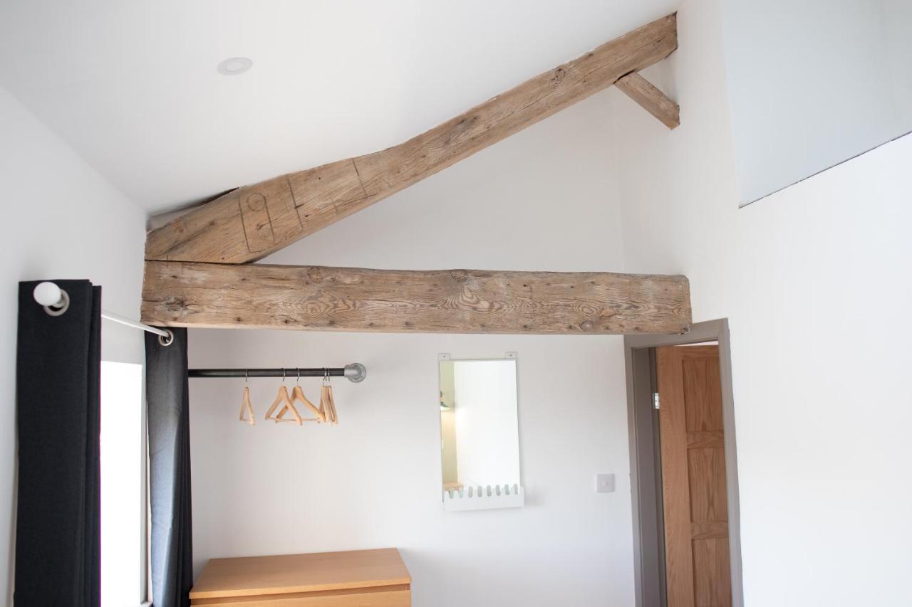 Unique Barn Conversion In Saddleworth Oldham Eksteriør billede