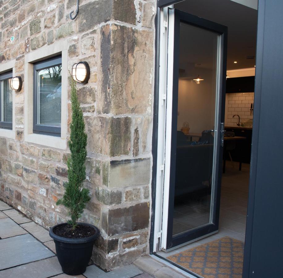 Unique Barn Conversion In Saddleworth Oldham Eksteriør billede