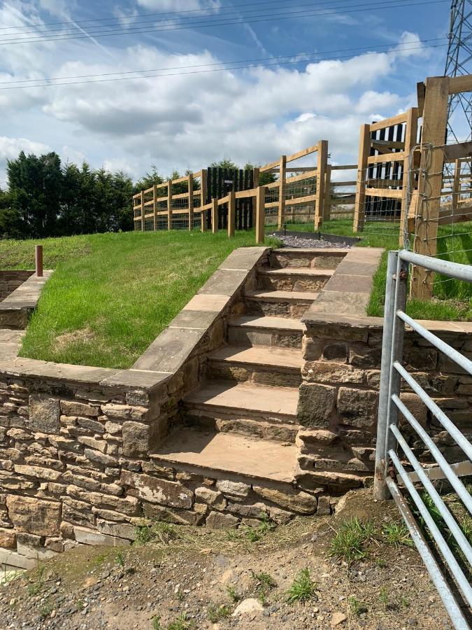 Unique Barn Conversion In Saddleworth Oldham Eksteriør billede